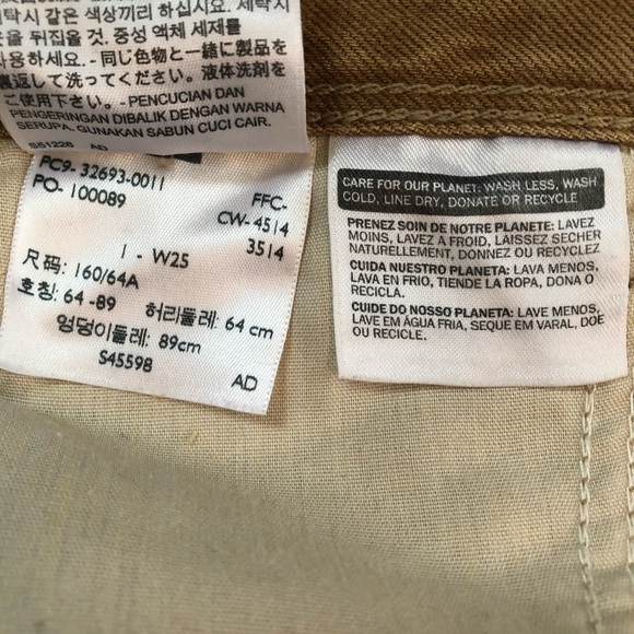 LEVI’S HIGH RISE SHORTS - Picture 7 of 7